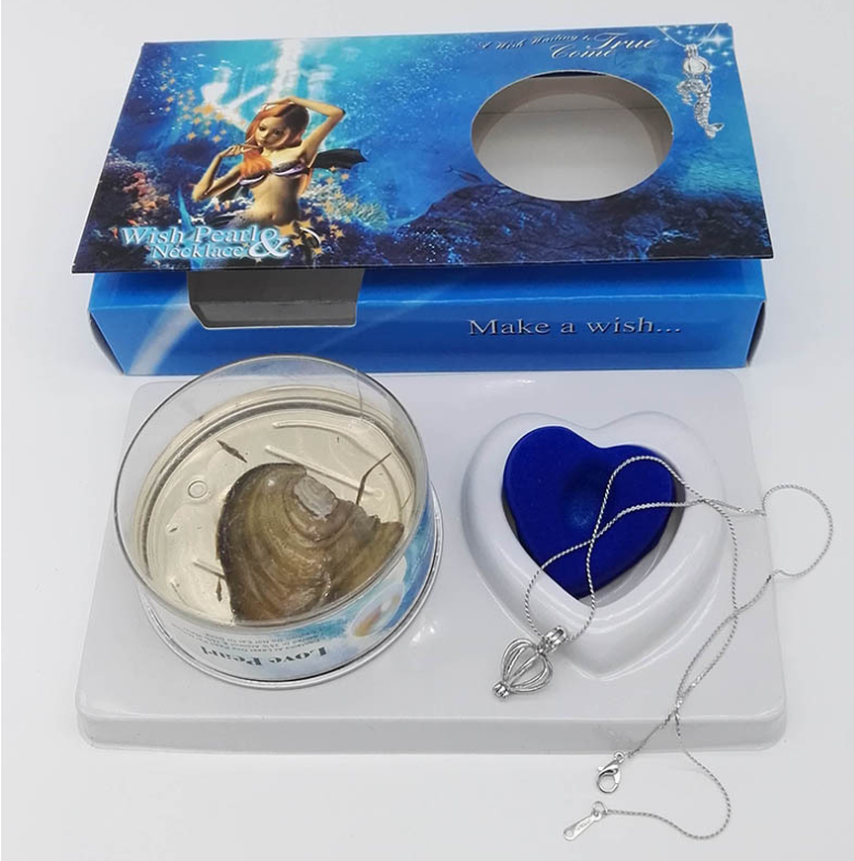 Schmuckgeschenkbox mit Süßwasserperlenkette